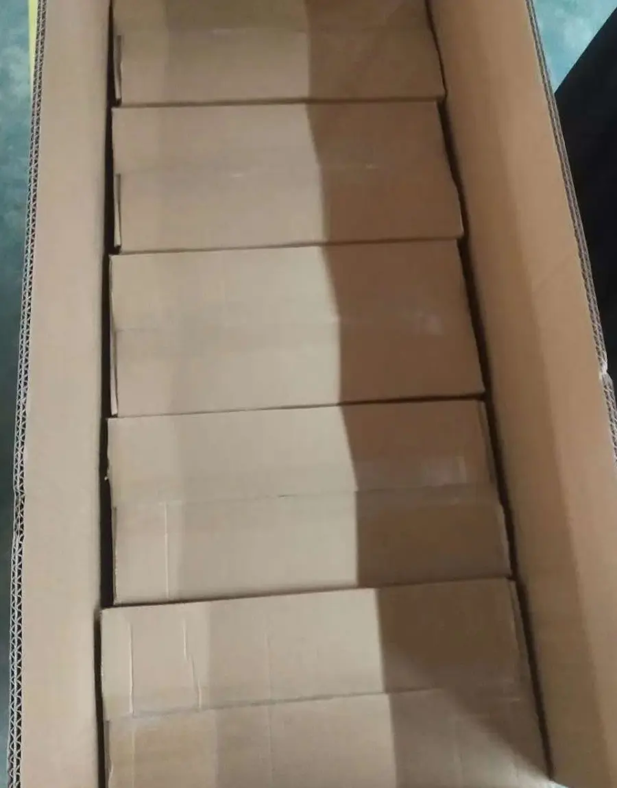 Clock spring master carton arrangement