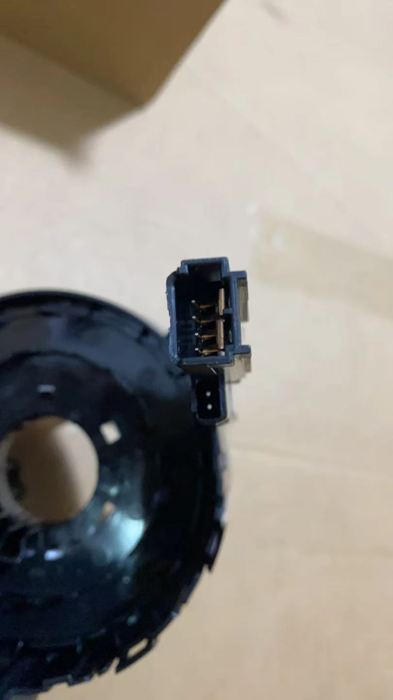 Audi A4 / A6 / A8 / Q7 clock spring 4E0953541B — additional product view 2