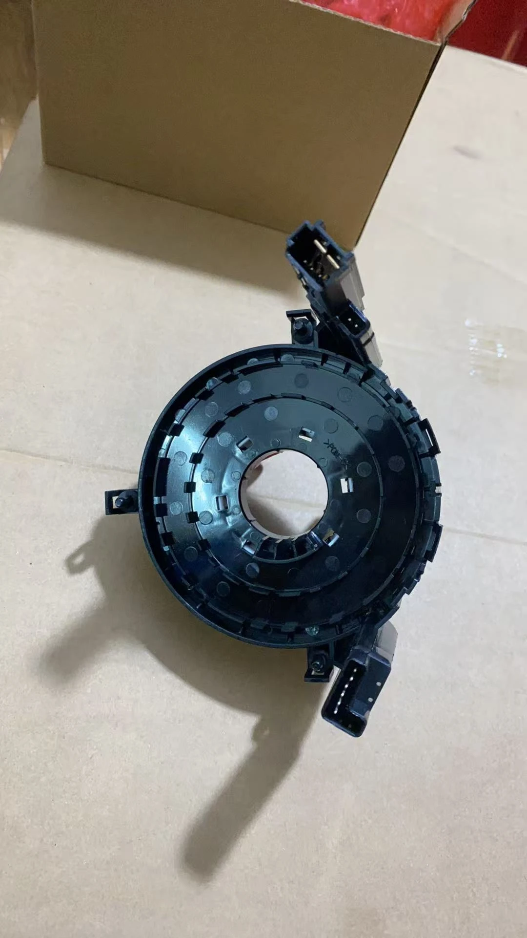 Audi A4 / A6 / A8 / Q7 clock spring 4E0953541B — additional product view 5
